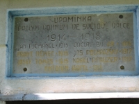 pamětní deska na Kapličce v Lovětíně